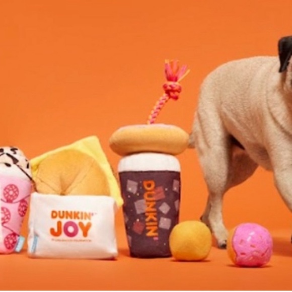 Dunkin’ x Bark Sausage Egg & Cheese Dog Toy - Picture 4 of 4